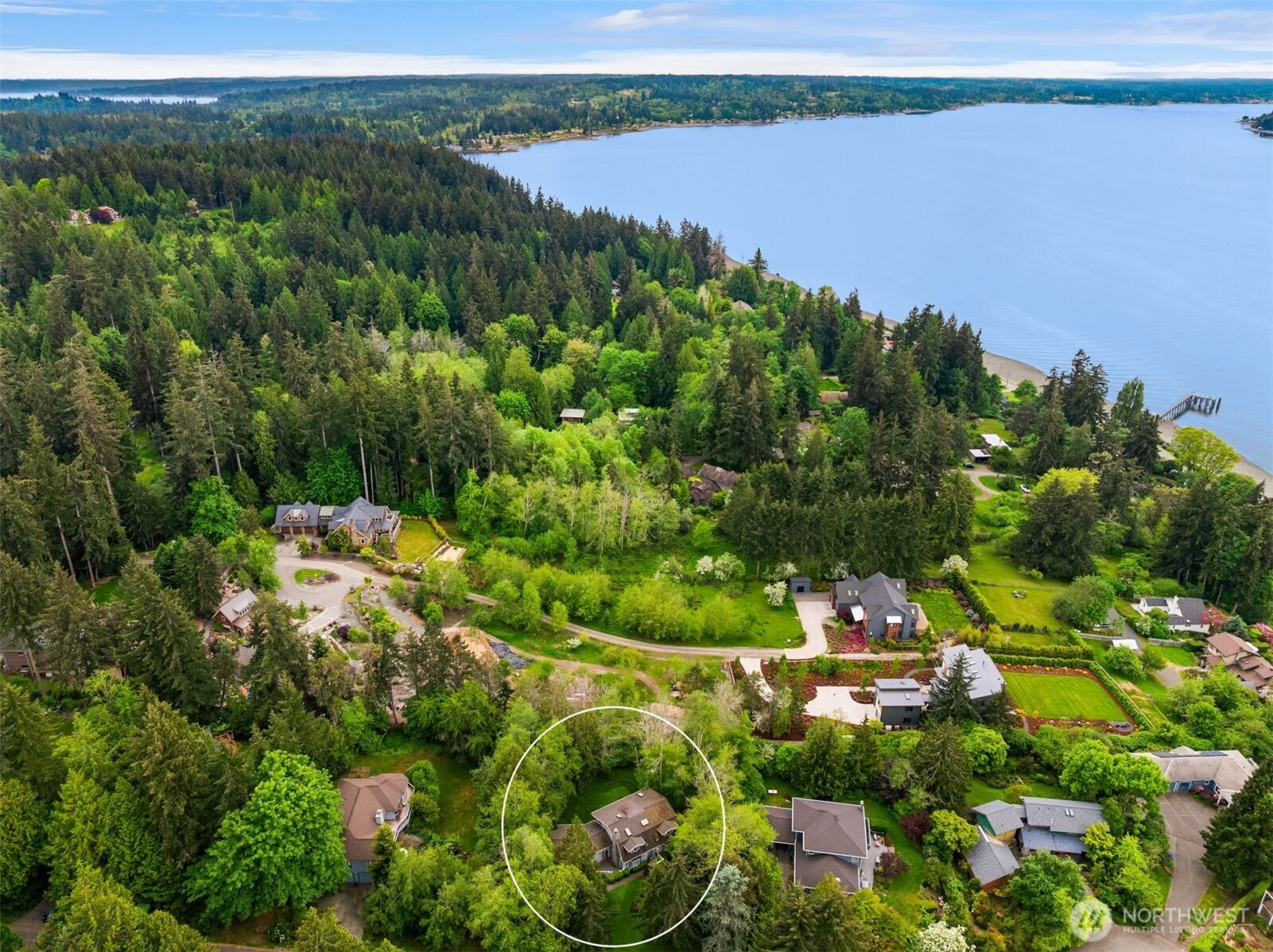 4331 Rhodes End NE, Bainbridge Island, WA 98110-3270