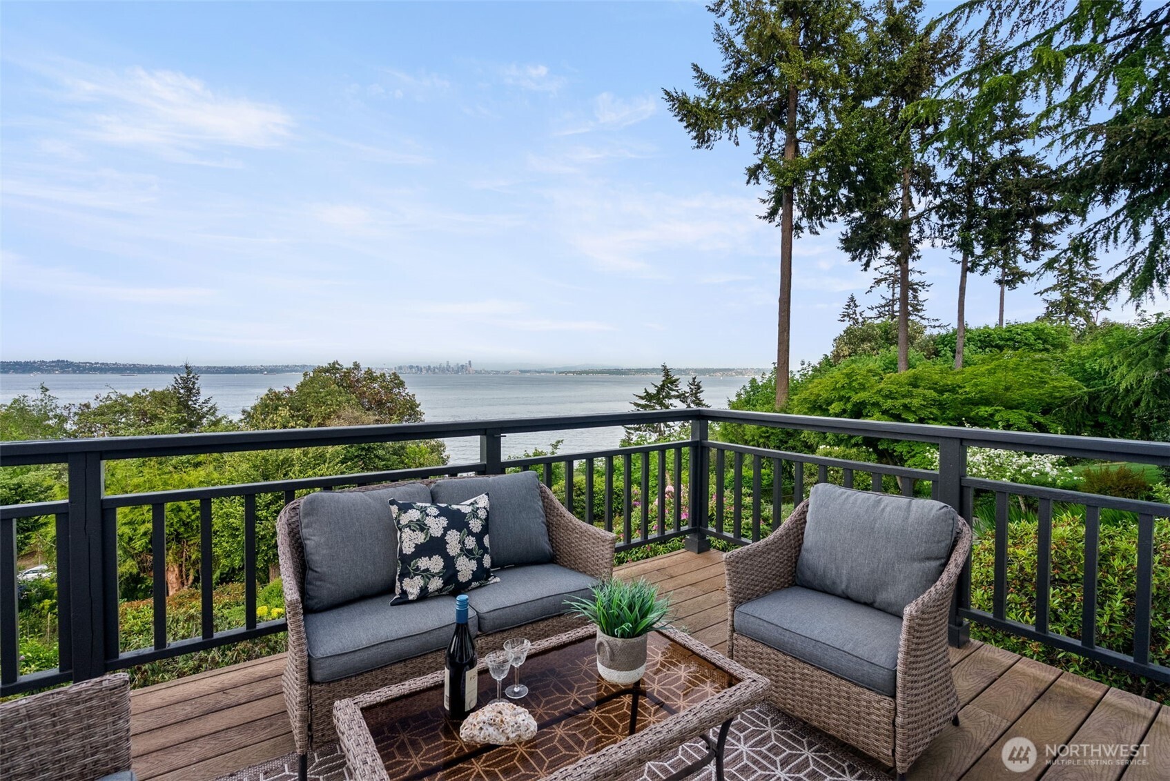 10879 Bill Point Circle NE, Bainbridge Island, WA 98110
