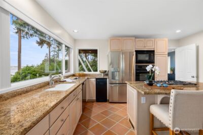 10879 Bill Point Circle NE, Bainbridge Island, WA 98110 - Photo 18