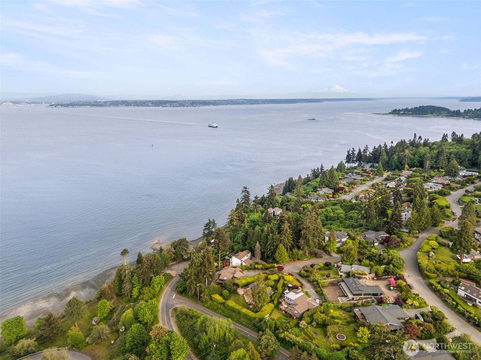 10879 Bill Point Circle NE, Bainbridge Island, WA 98110