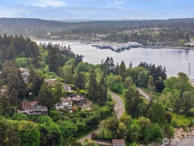 10879 Bill Point Circle NE, Bainbridge Island, WA 98110 - Photo 36