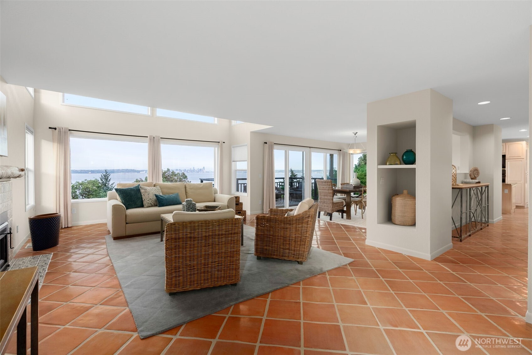 10879 Bill Point Circle NE, Bainbridge Island, WA 98110