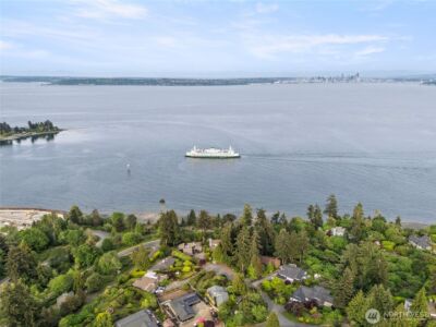 10879 Bill Point Circle NE, Bainbridge Island, WA 98110 - Photo 7
