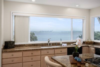 10879 Bill Point Circle NE, Bainbridge Island, WA 98110 - Photo 17