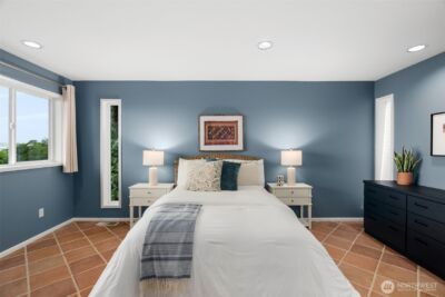 10879 Bill Point Circle NE, Bainbridge Island, WA 98110 - Photo 19