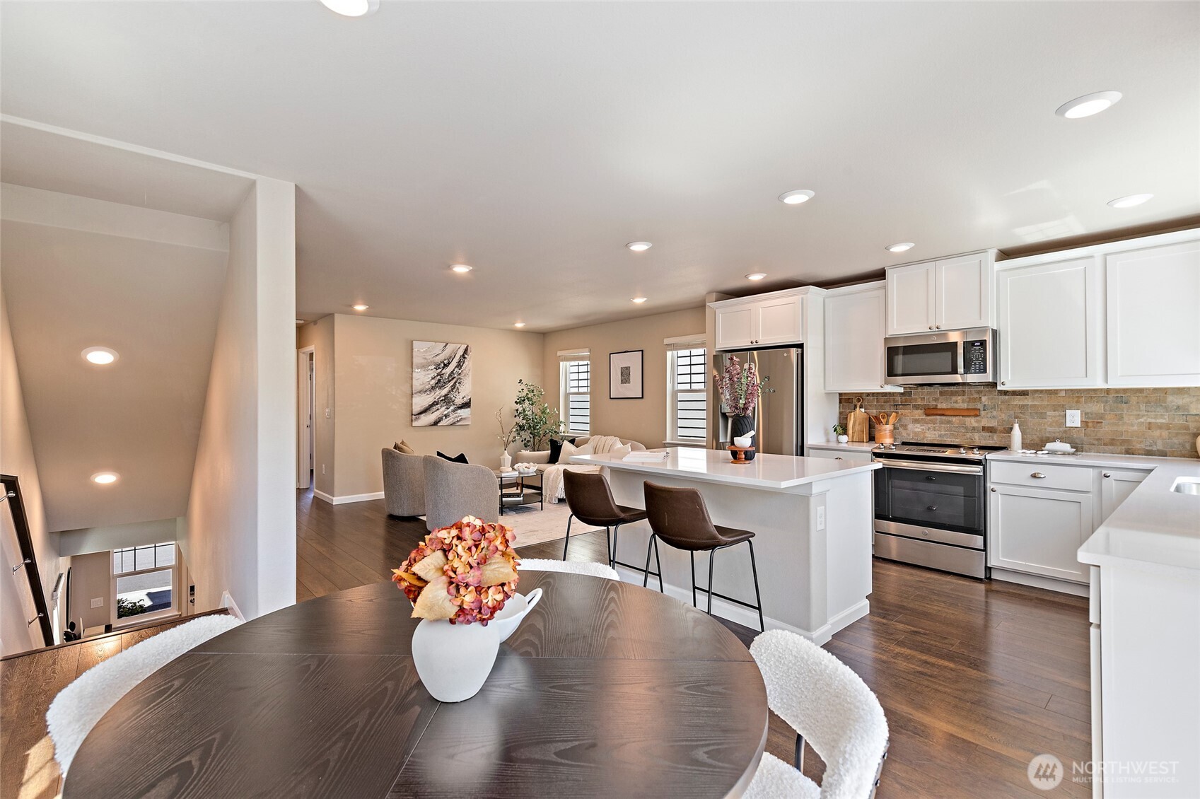 6724 34th Avenue SW, Seattle, WA 98126