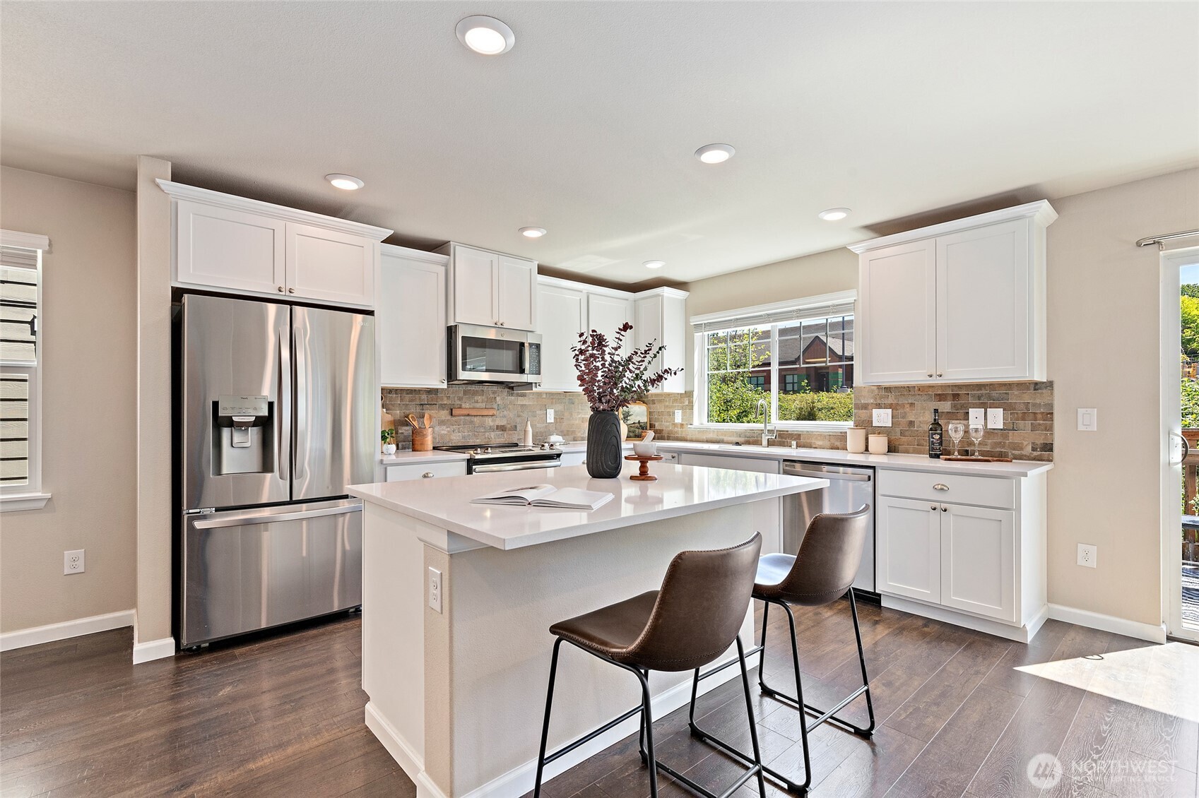 6724 34th Avenue SW, Seattle, WA 98126