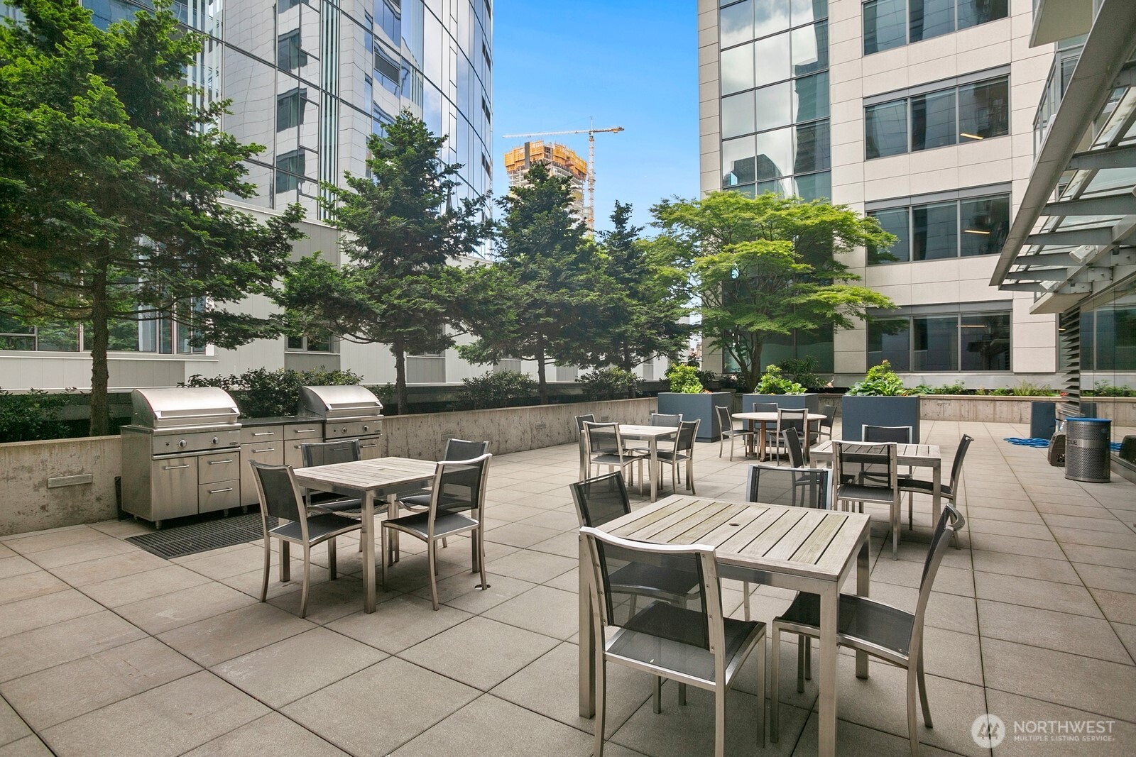 820 Blanchard Street #910, Seattle, WA 98121
