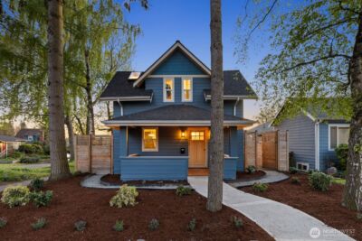 2773 44th Avenue SW #A, Seattle, WA 98116-2408