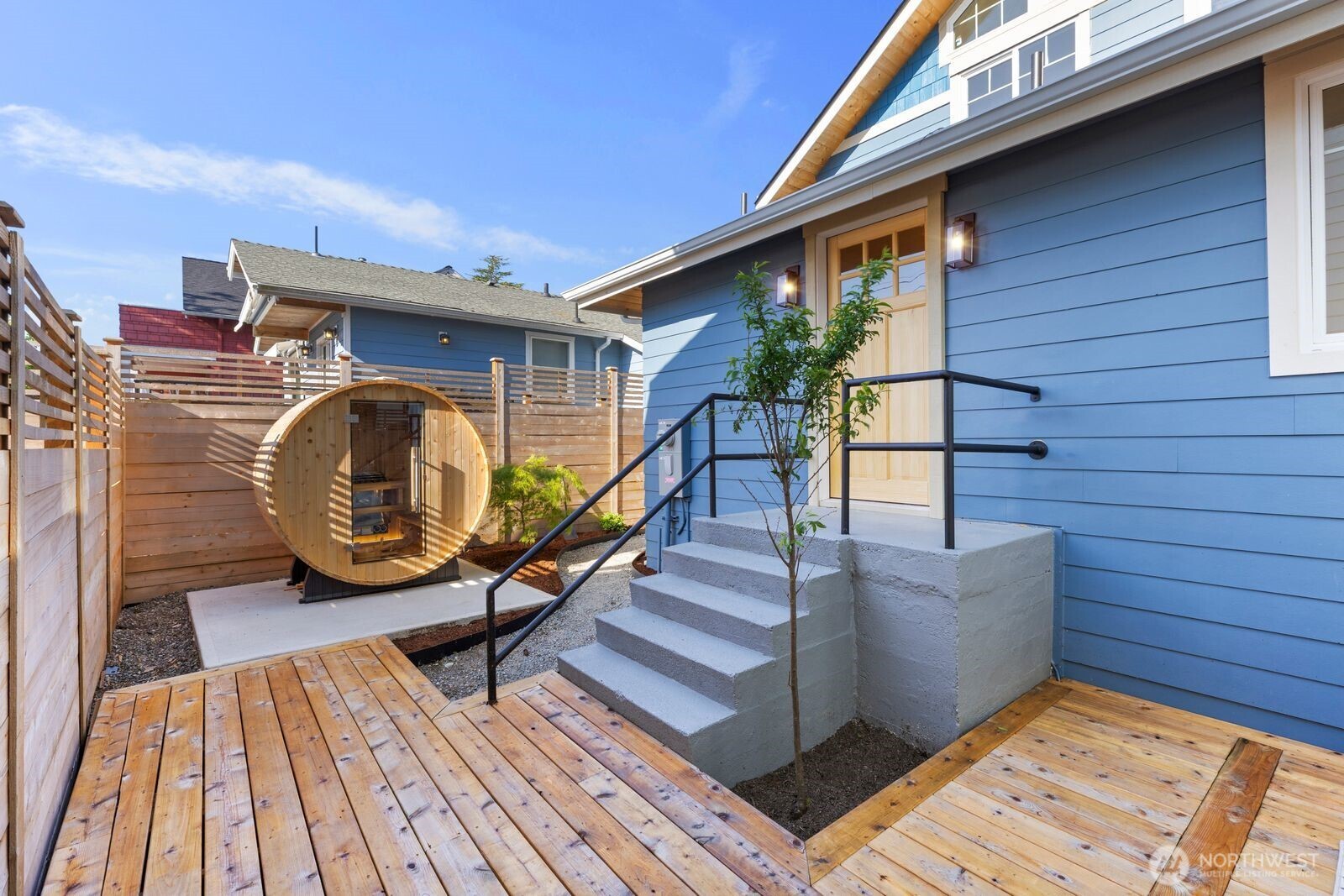 2773 44th Avenue SW #A, Seattle, WA 98116-2408