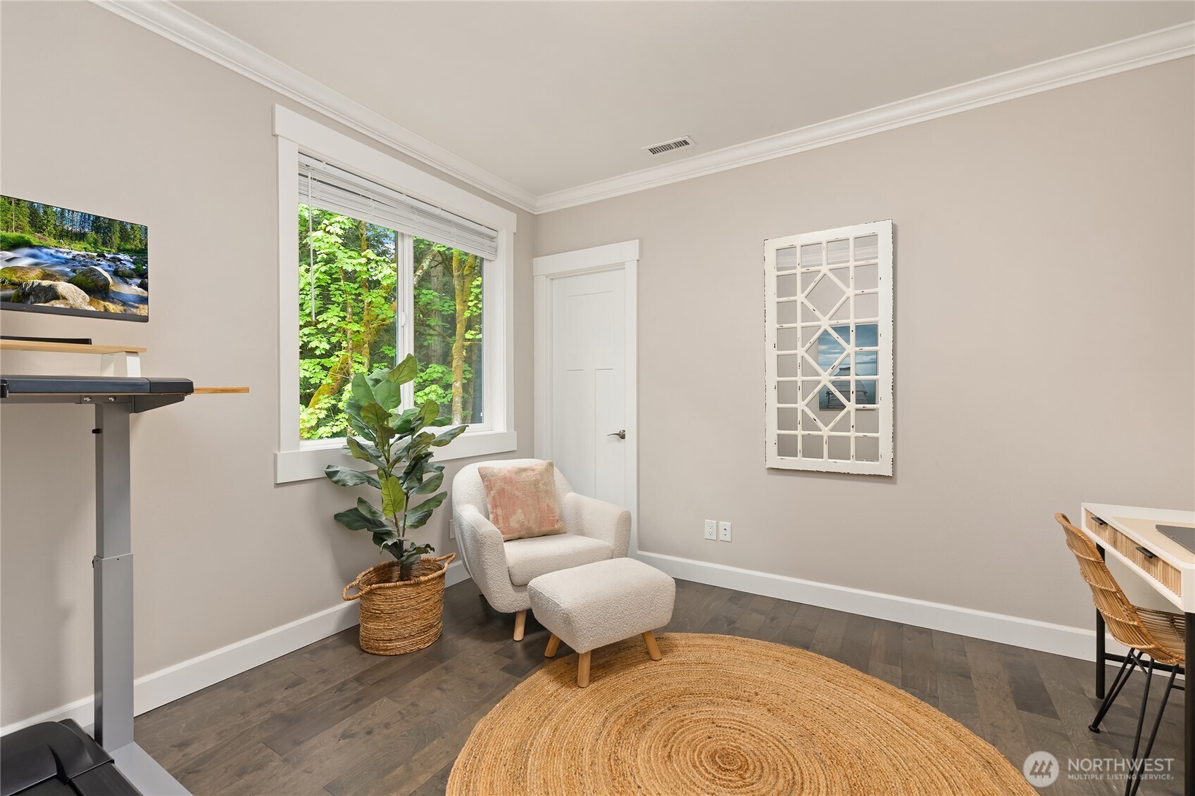 6903 NE New Brooklyn Road , Bainbridge Island, WA 98110