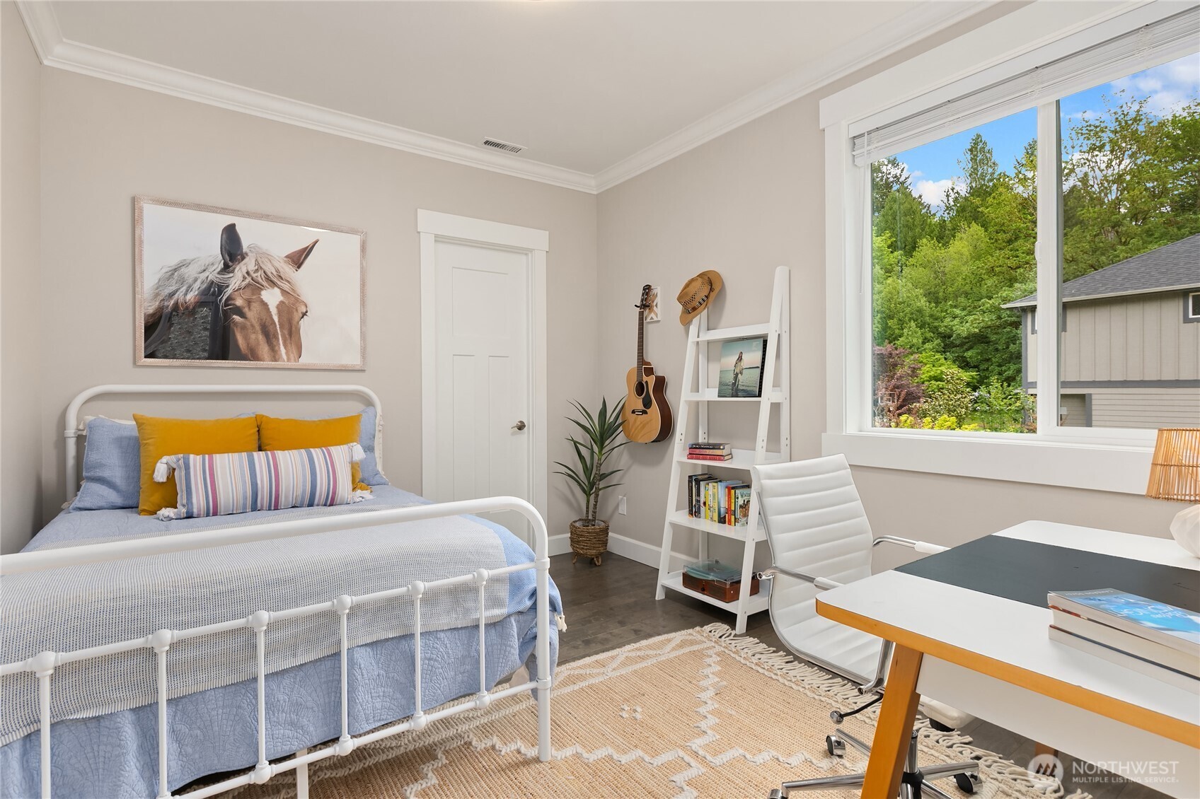 6903 NE New Brooklyn Road , Bainbridge Island, WA 98110