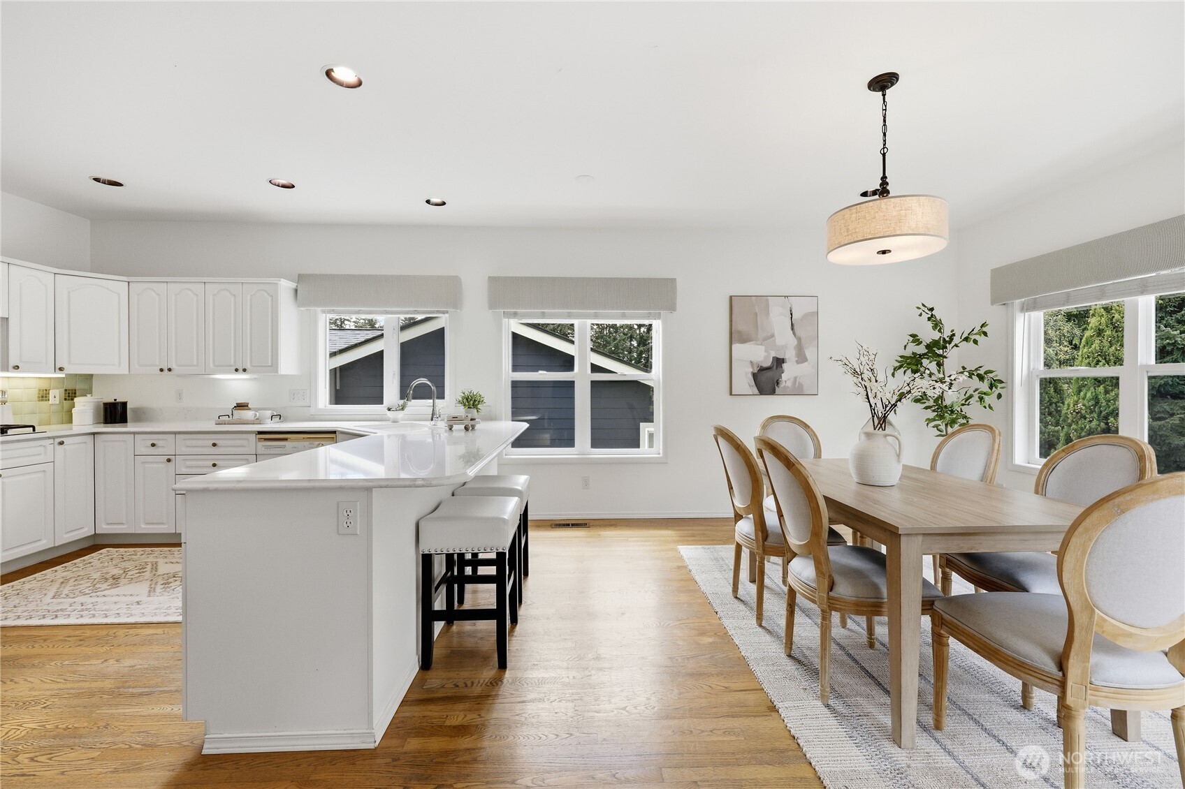 18575 Skog Court NE, Poulsbo, WA 98370