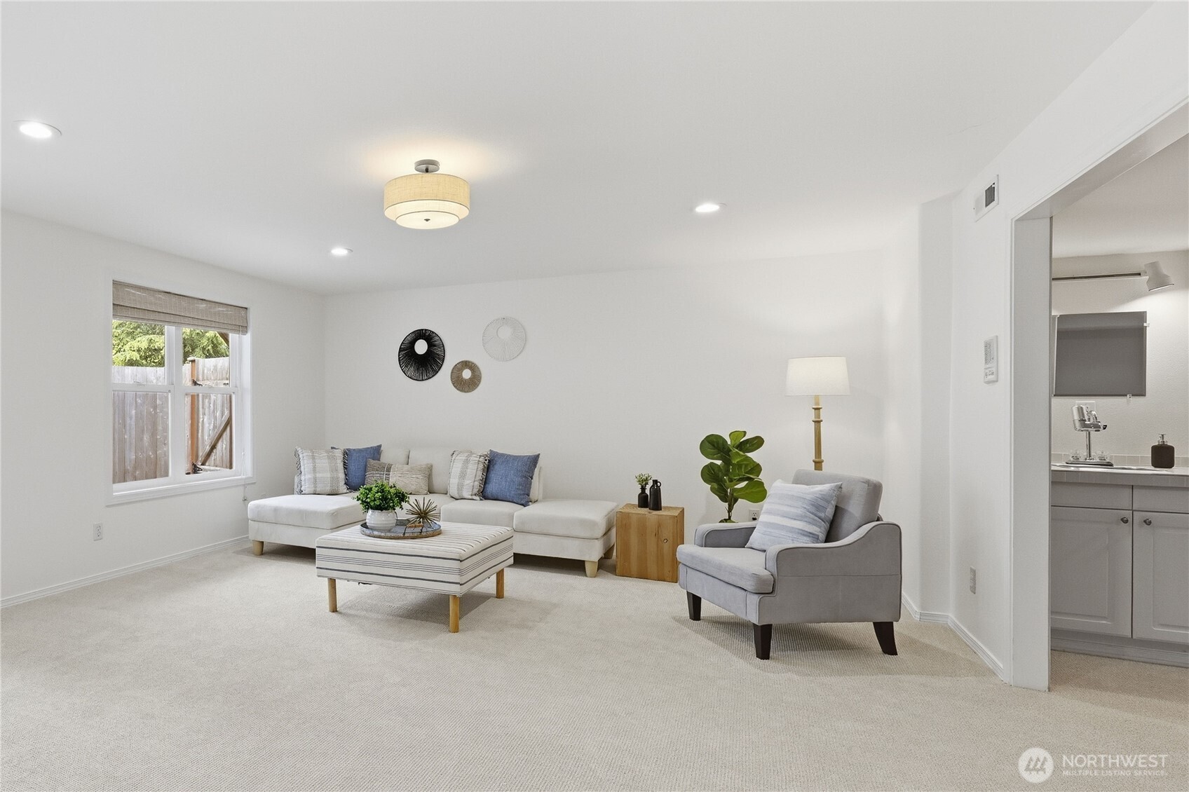 18575 Skog Court NE, Poulsbo, WA 98370