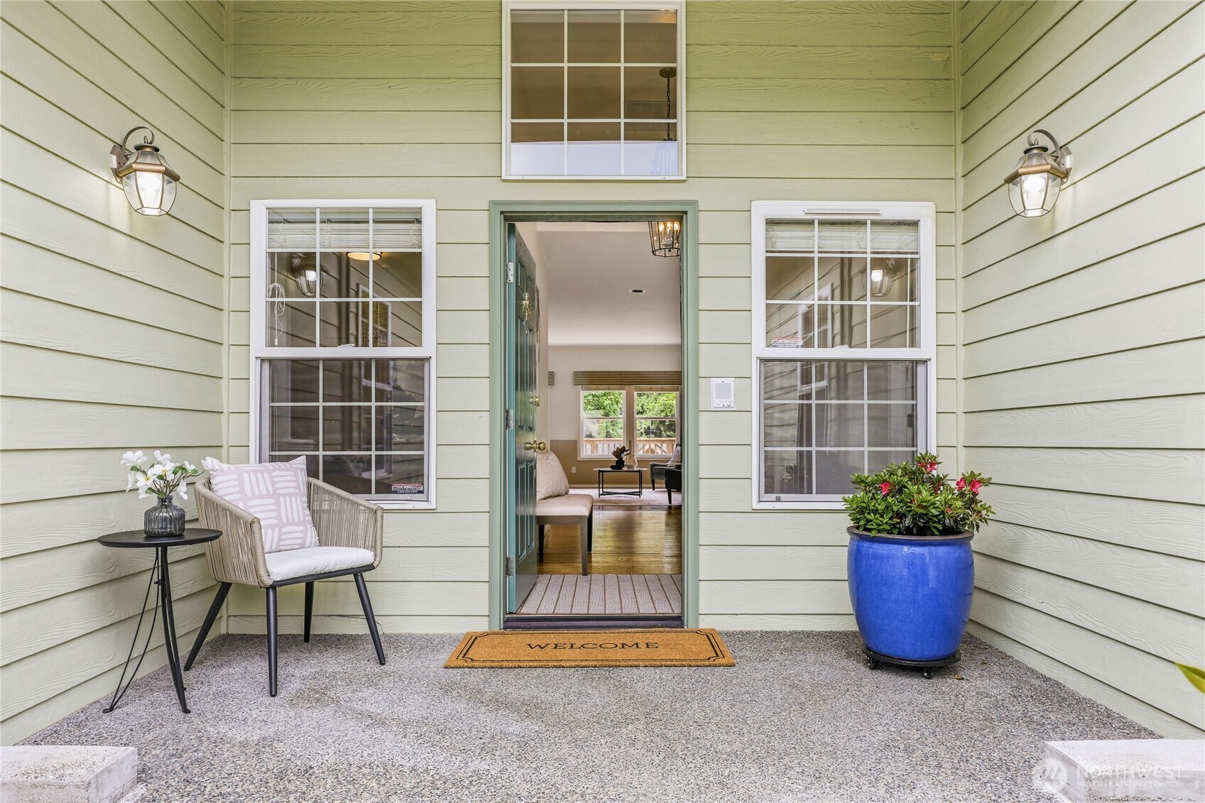 18575 Skog Court NE, Poulsbo, WA 98370
