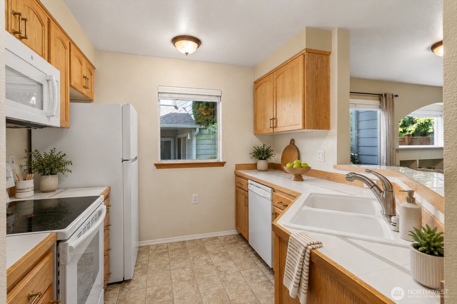 5731 12th Avenue W #I-101, Everett, WA 98203