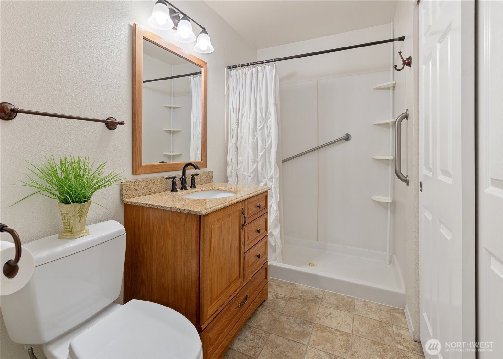 5731 12th Avenue W #I-101, Everett, WA 98203