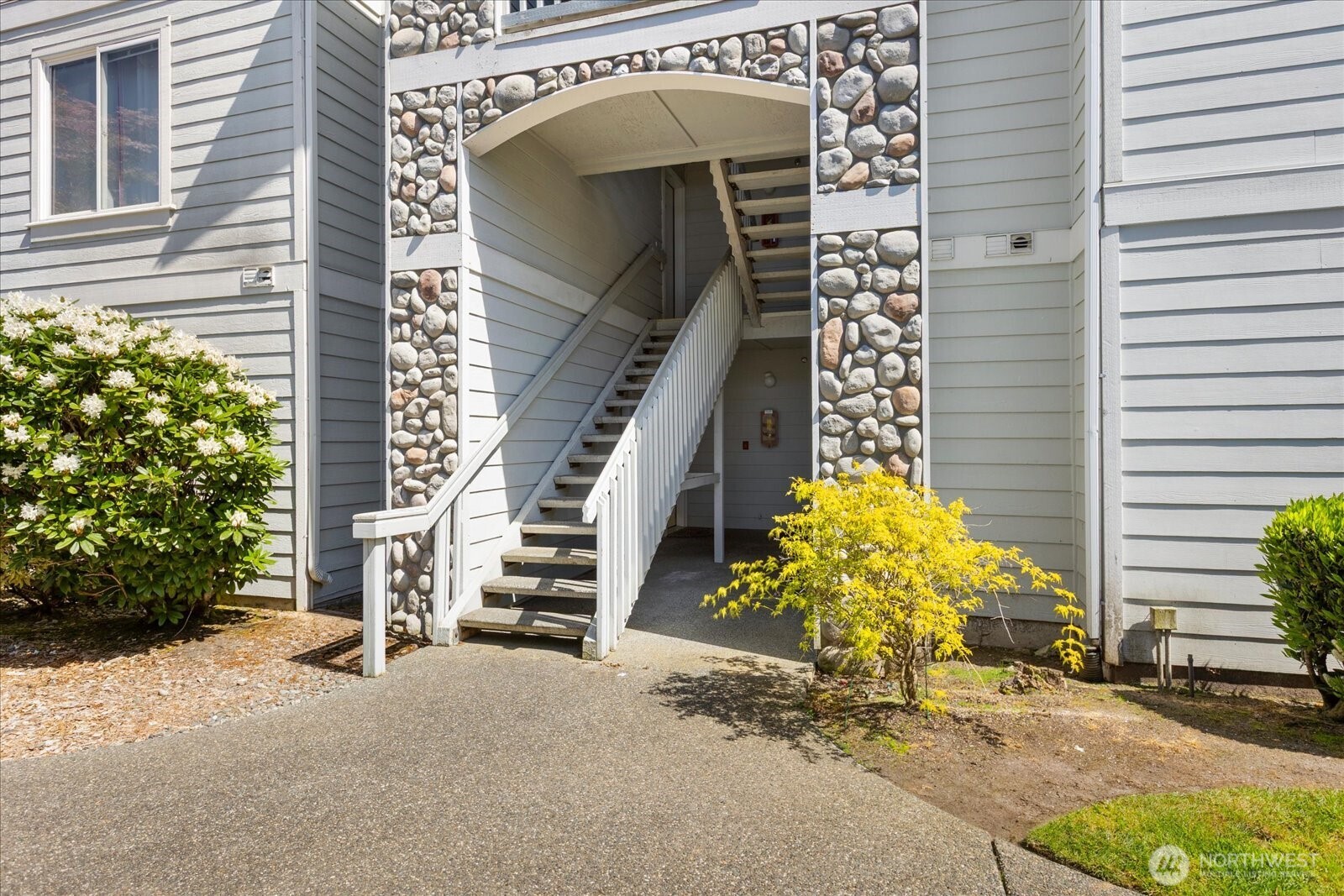 5731 12th Avenue W #I-101, Everett, WA 98203