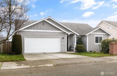 1430 NW Camellia Loop , Oak Harbor, WA 98277