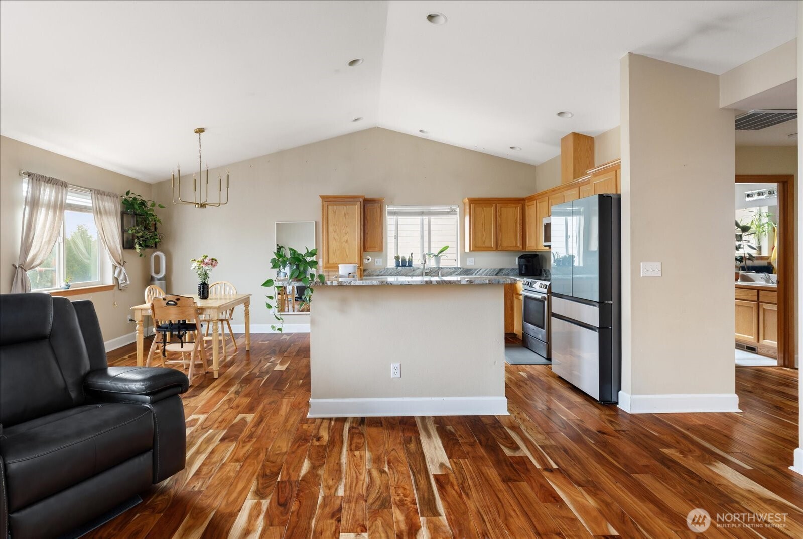 1430 NW Camellia Loop , Oak Harbor, WA 98277