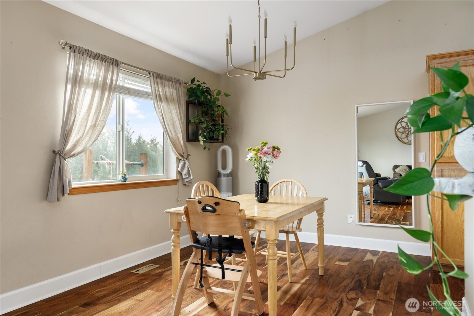 1430 NW Camellia Loop , Oak Harbor, WA 98277