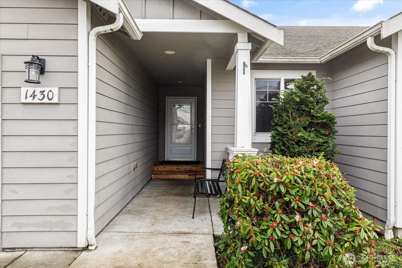 1430 NW Camellia Loop , Oak Harbor, WA 98277