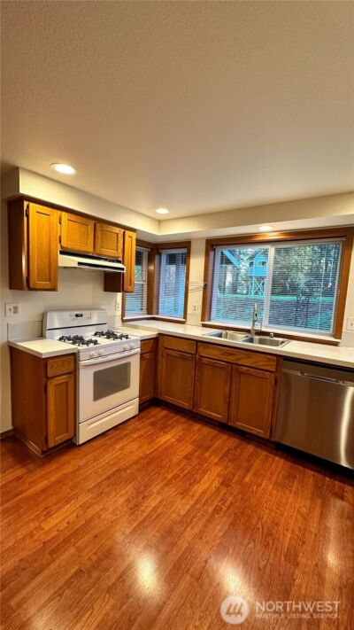 8036 Supreme Court SW, Olympia, WA 98512 - Photo 11