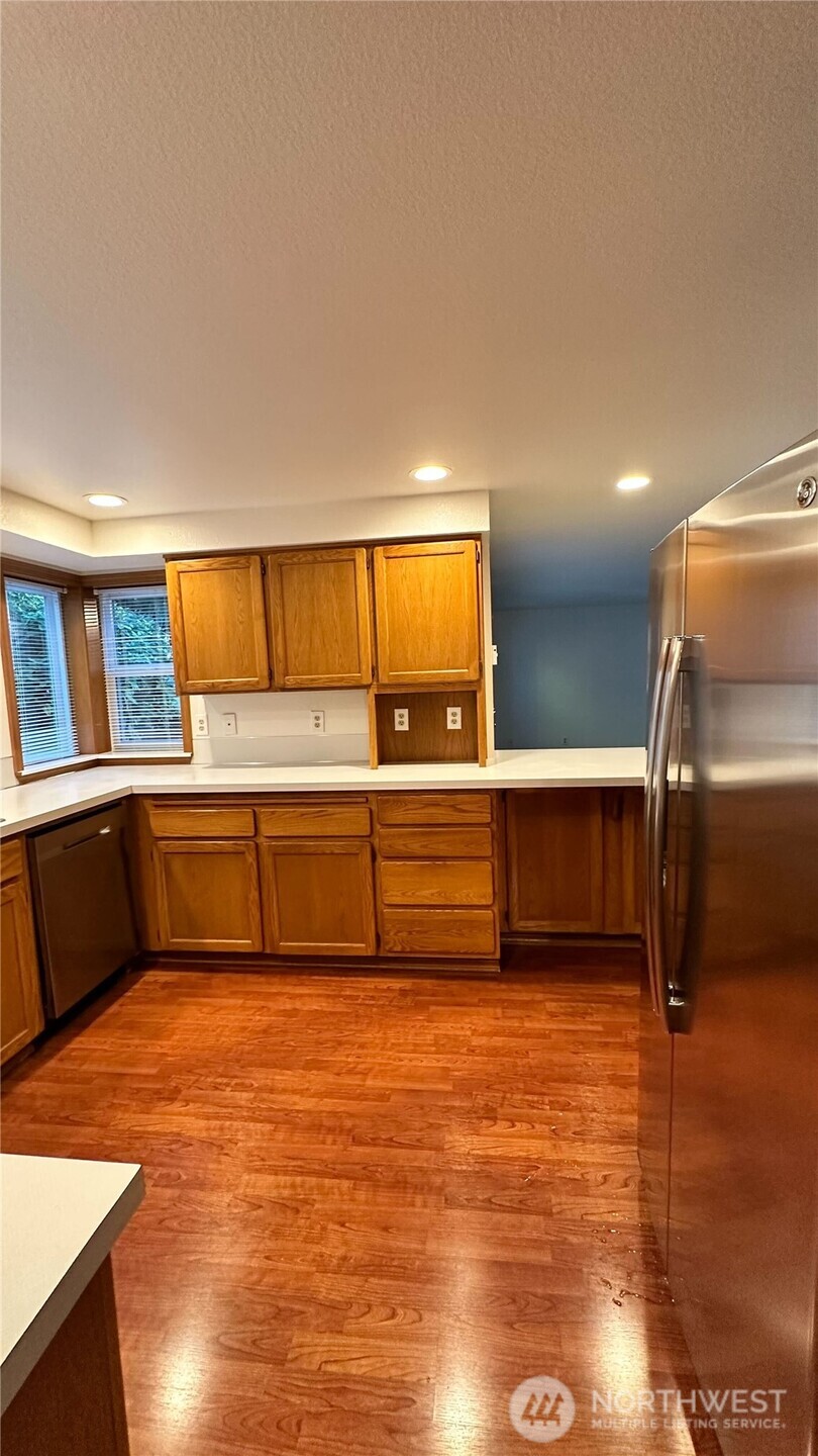 8036 Supreme Court SW, Olympia, WA 98512