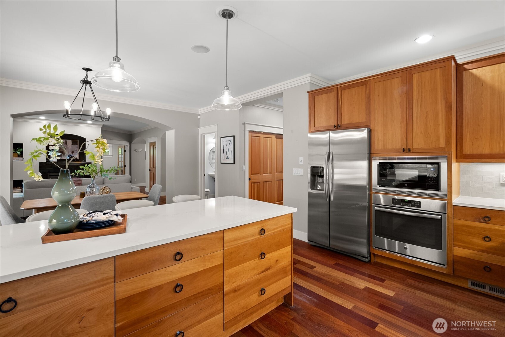 6963 NE Hidden Cove Road , Bainbridge Island, WA 98110