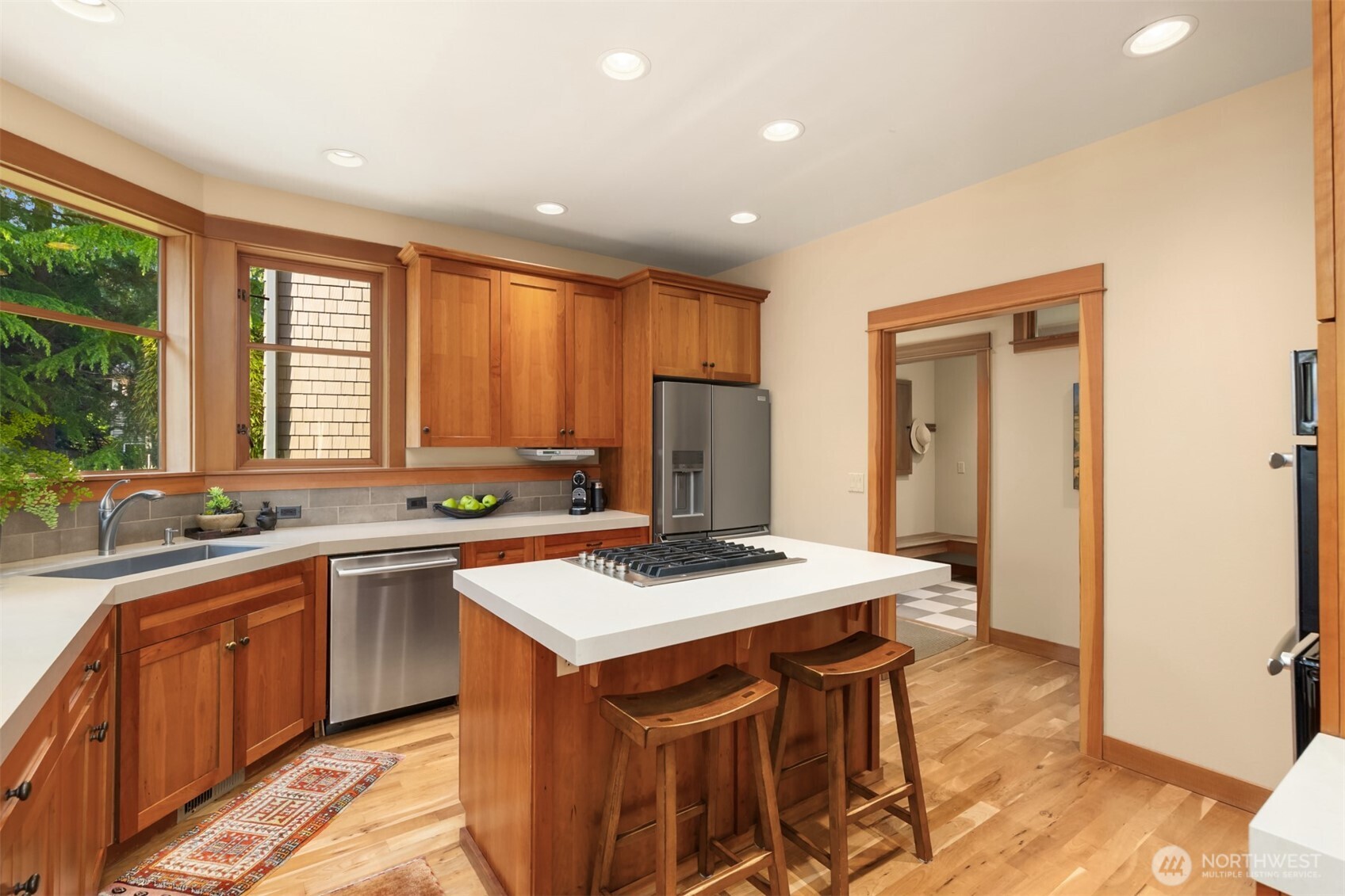 13223 NE Cambridge Crest Way , Bainbridge Island, WA 98110