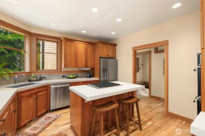 13223 NE Cambridge Crest Way , Bainbridge Island, WA 98110 - Photo 11