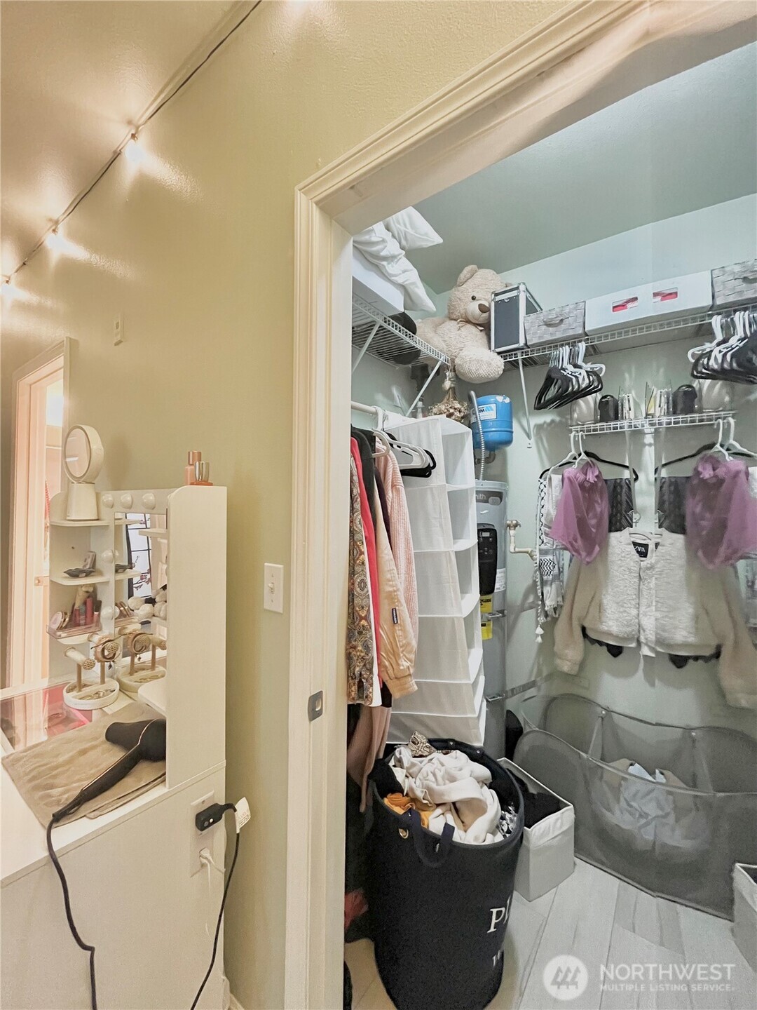 801 Rainier Avenue N #A203, Renton, WA 98057