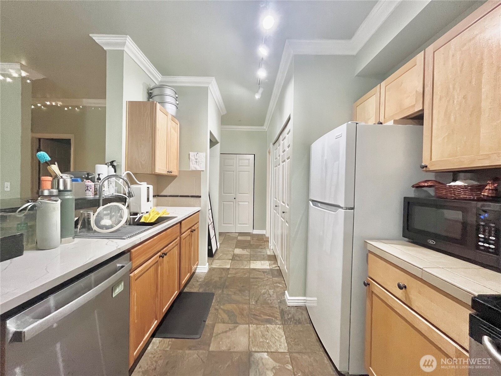 801 Rainier Avenue N #A203, Renton, WA 98057