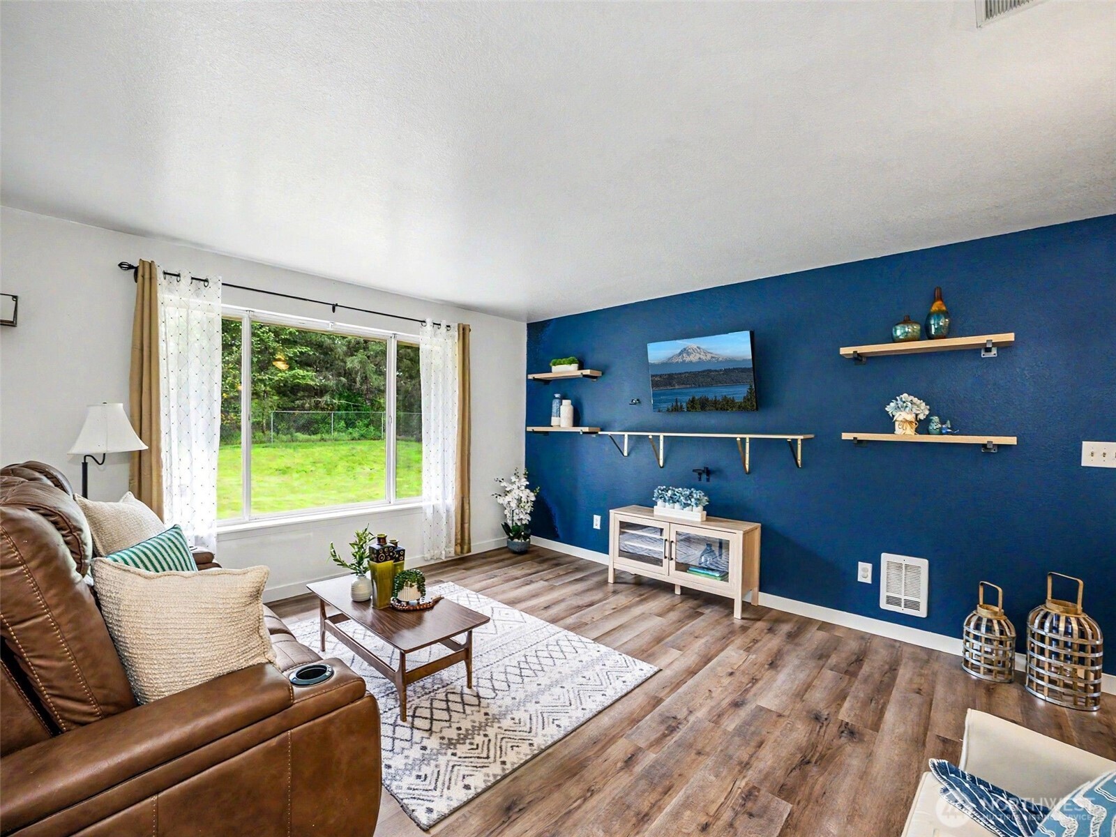 444 Volesky Drive SE, Rainier, WA 98576