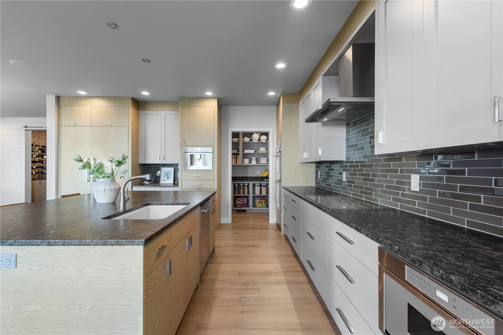 946 7th Court , Fox Island, WA 98333