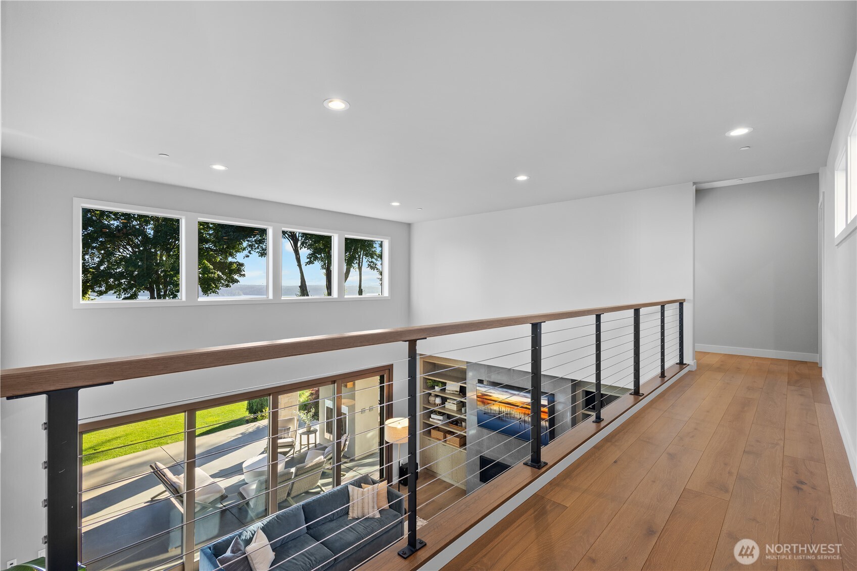 946 7th Court , Fox Island, WA 98333
