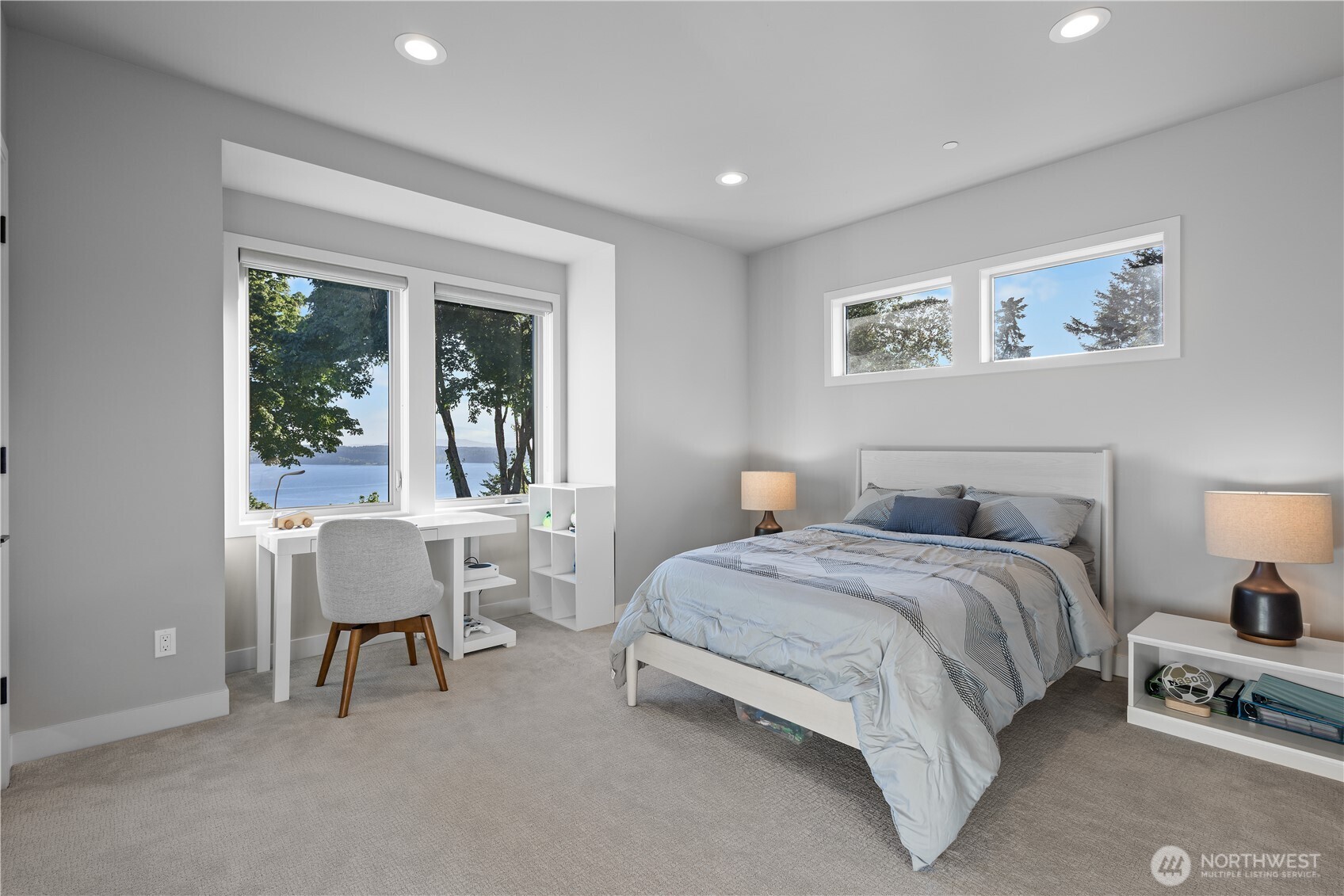946 7th Court , Fox Island, WA 98333