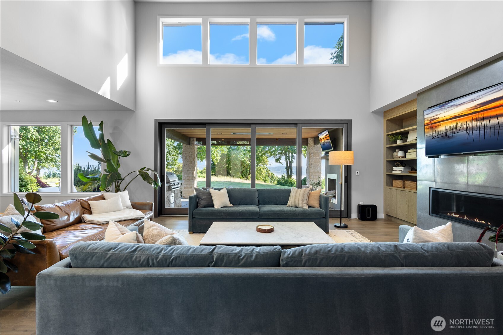 946 7th Court , Fox Island, WA 98333