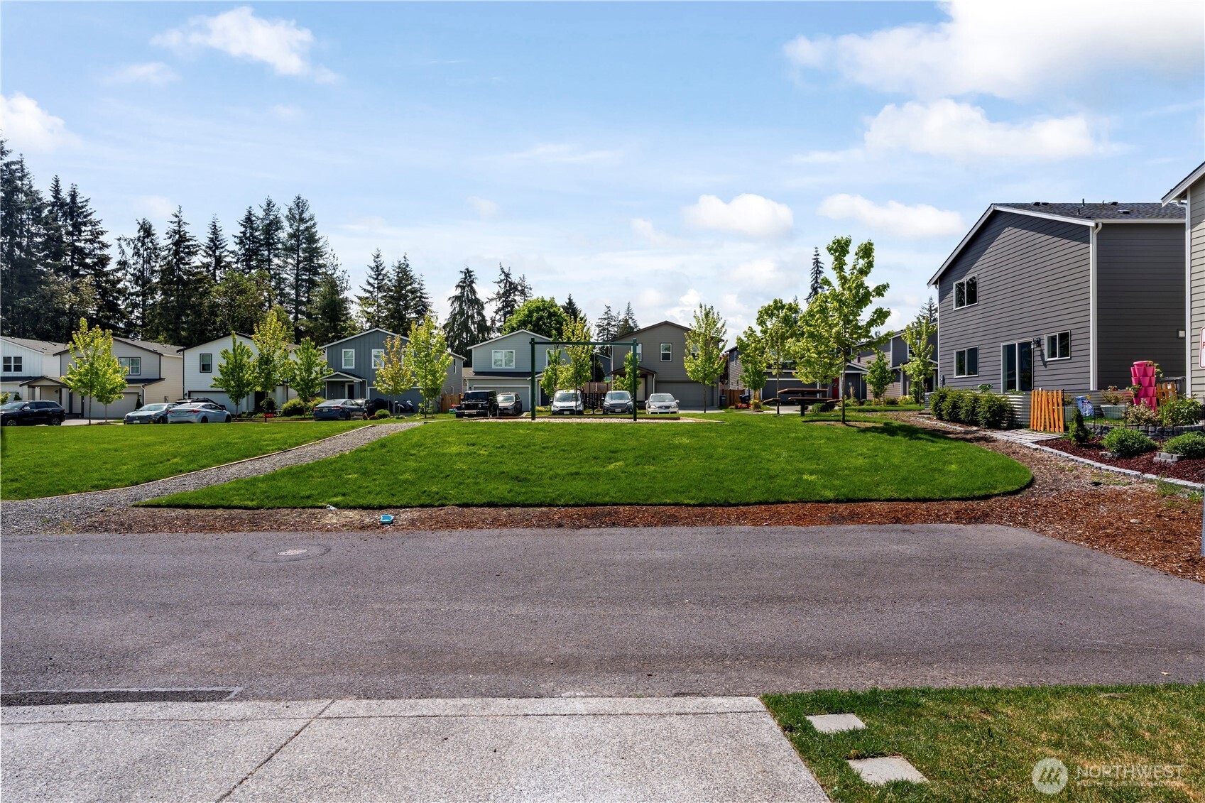 4345 SE Woodford Court , Port Orchard, WA 98366