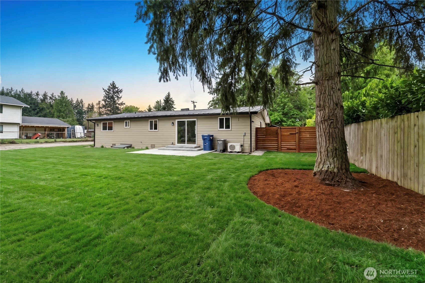 5615 S 305th Street , Auburn, WA 98001