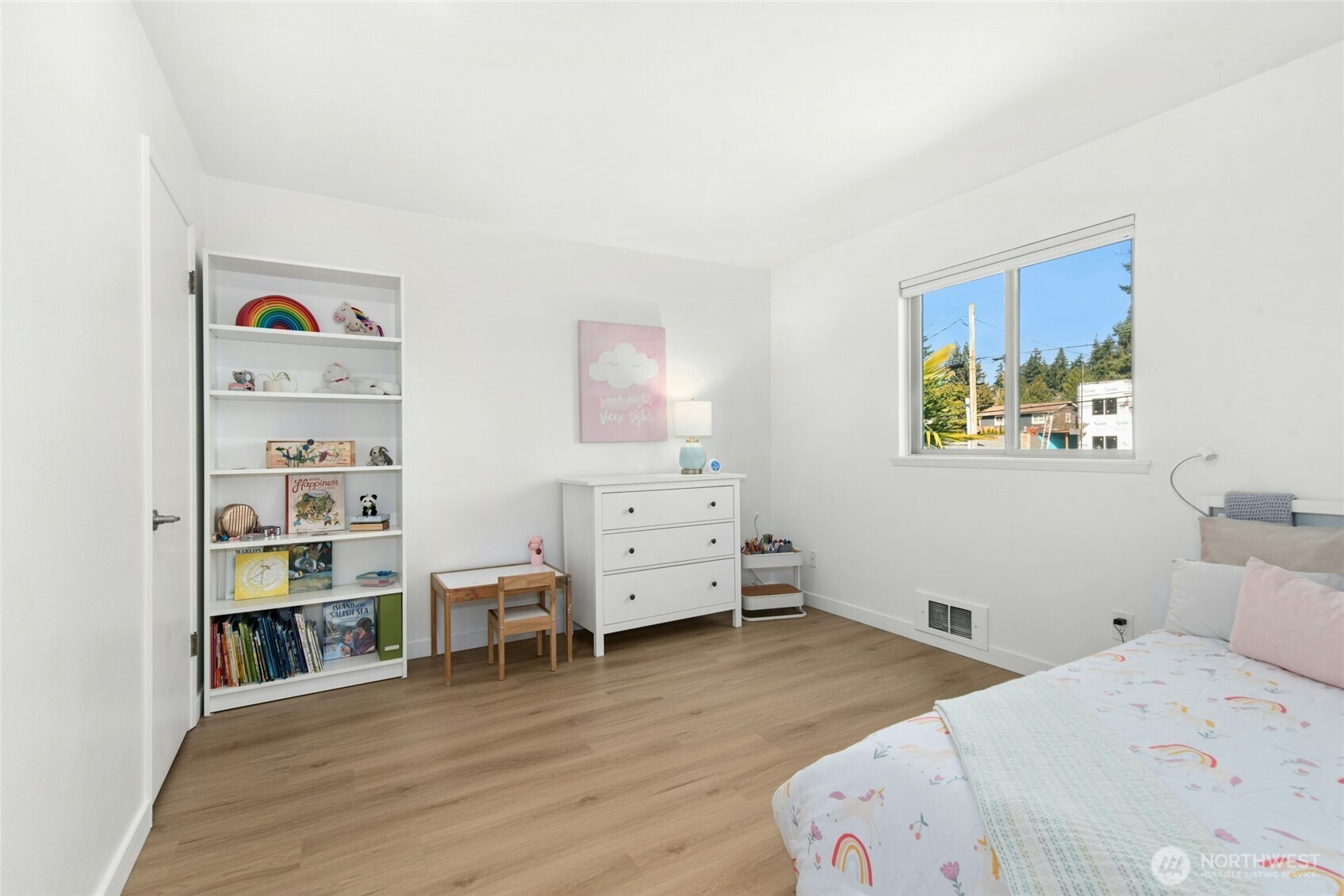 447 7th Avenue , Kirkland, WA 98033