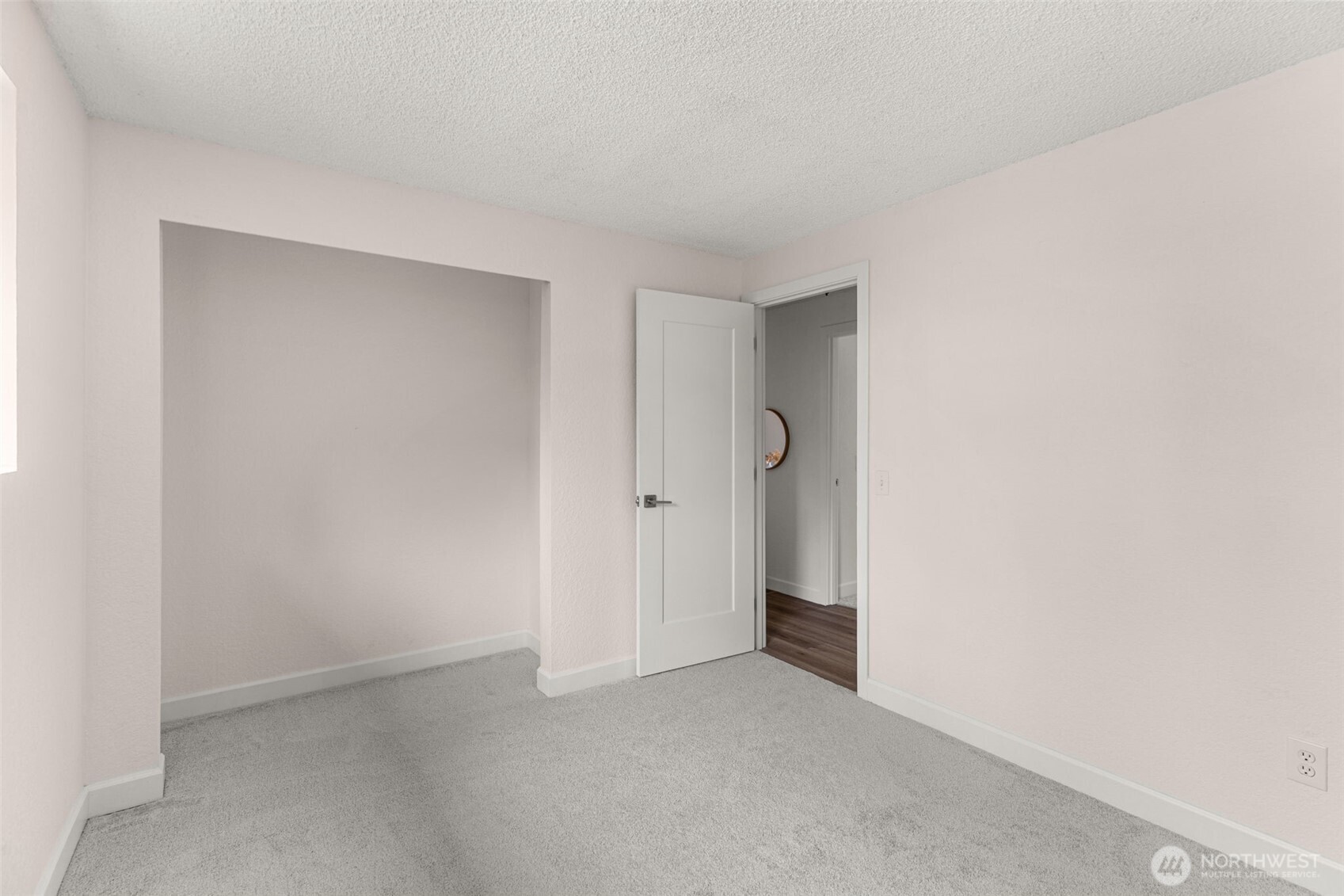 31300 31st Ave SW, Federal Way, WA 98023