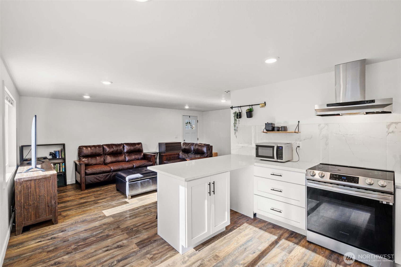 31108 3rd Avenue #222, Black Diamond, WA 98010