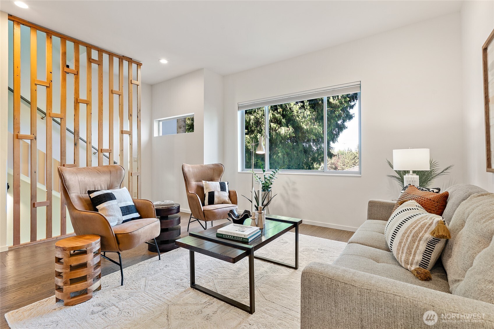 8424 24th Avenue SW, Seattle, WA 98106