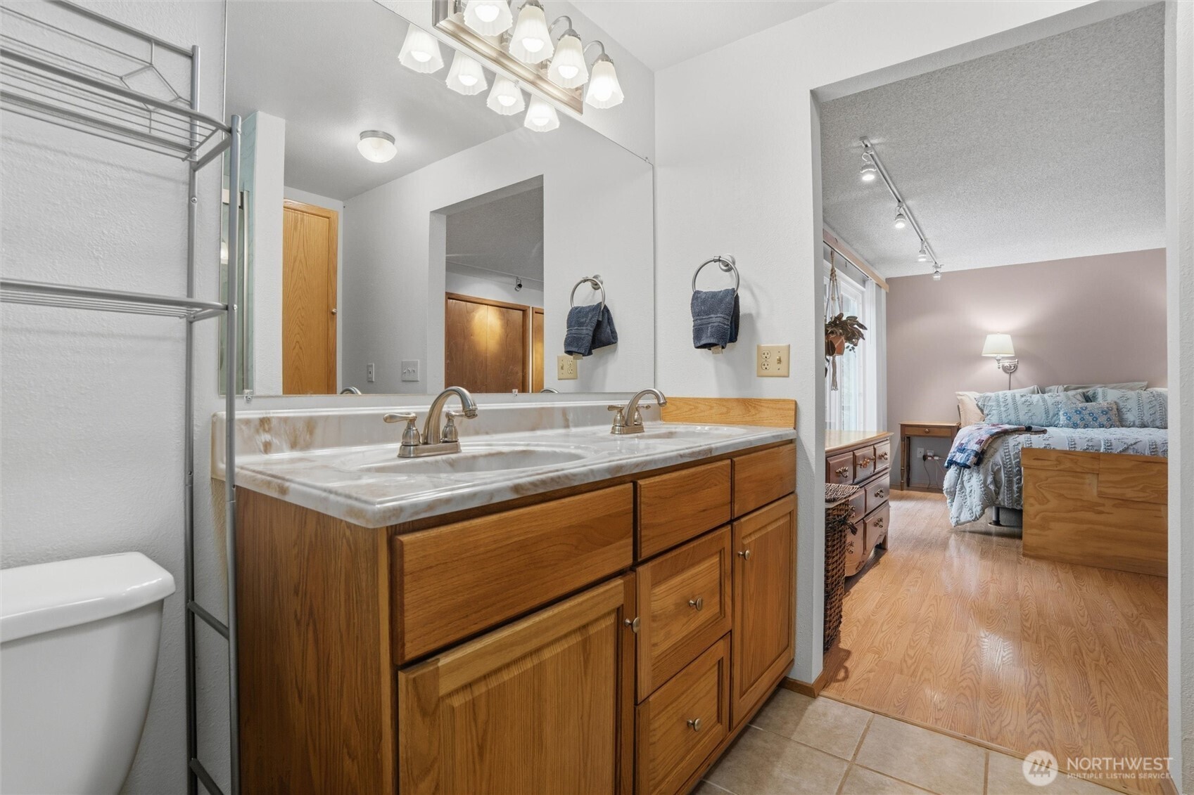 3858 Quiet Drive NW, Bremerton, WA 98312