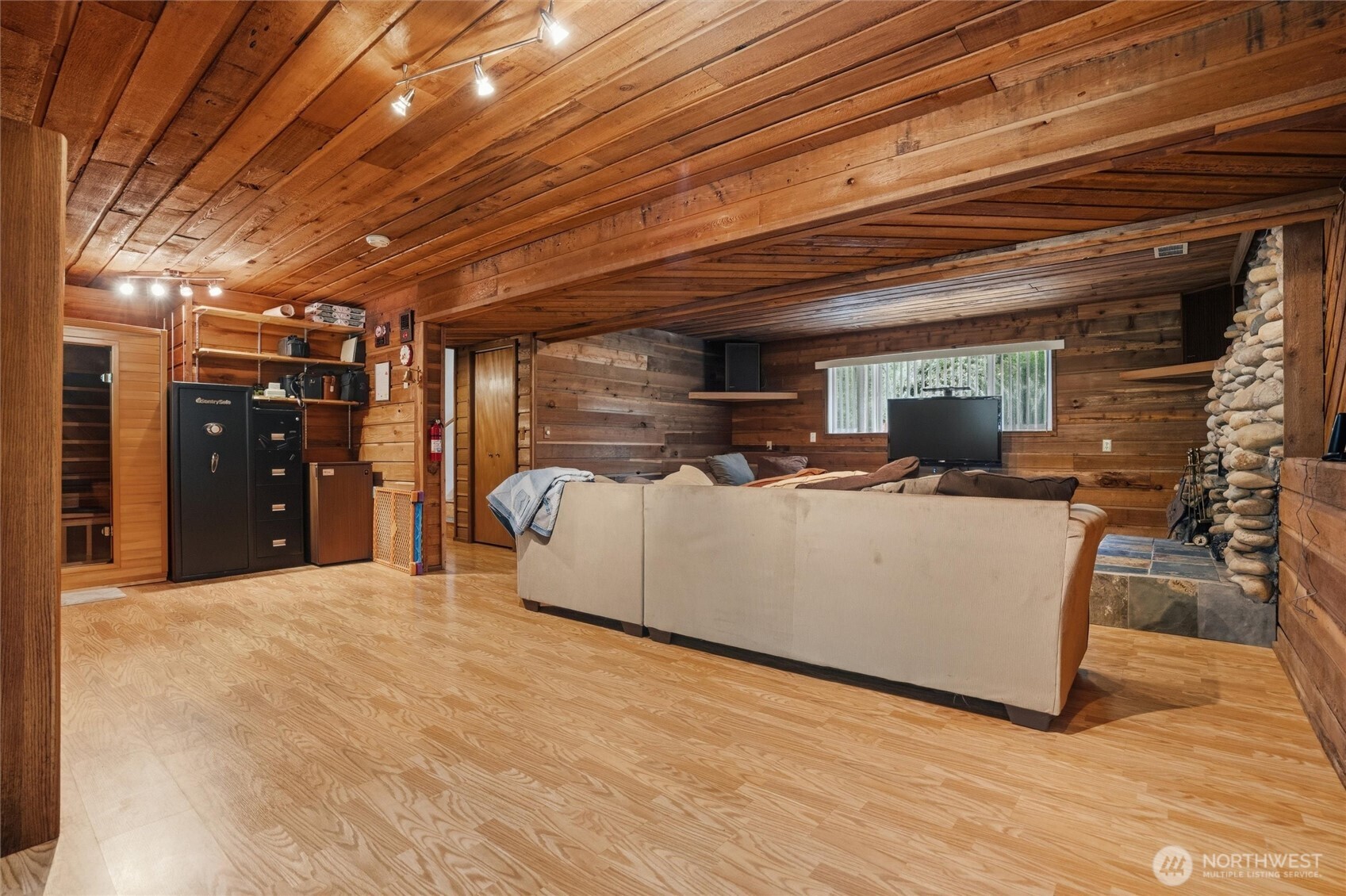 3858 Quiet Drive NW, Bremerton, WA 98312