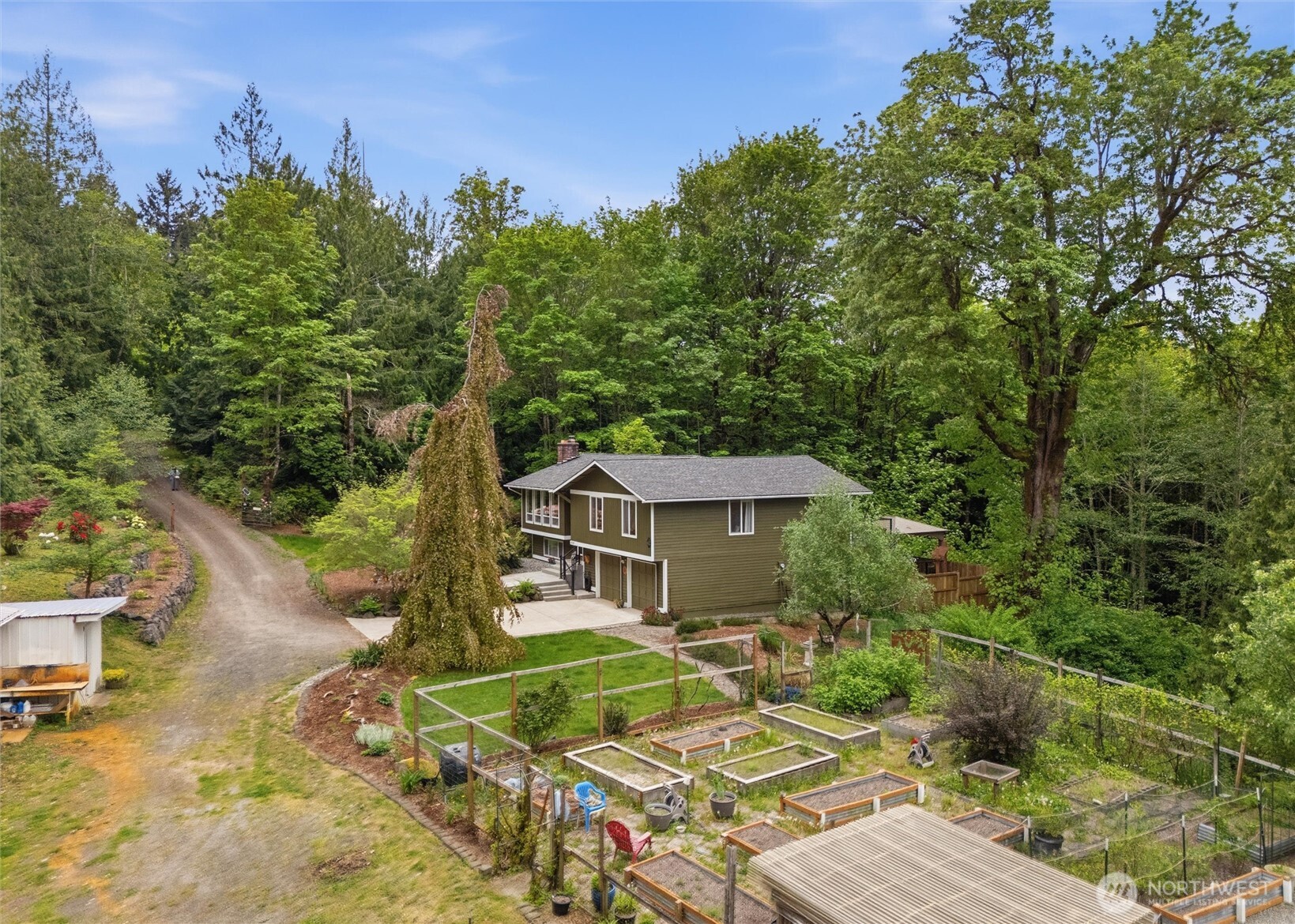 3858 Quiet Drive NW, Bremerton, WA 98312