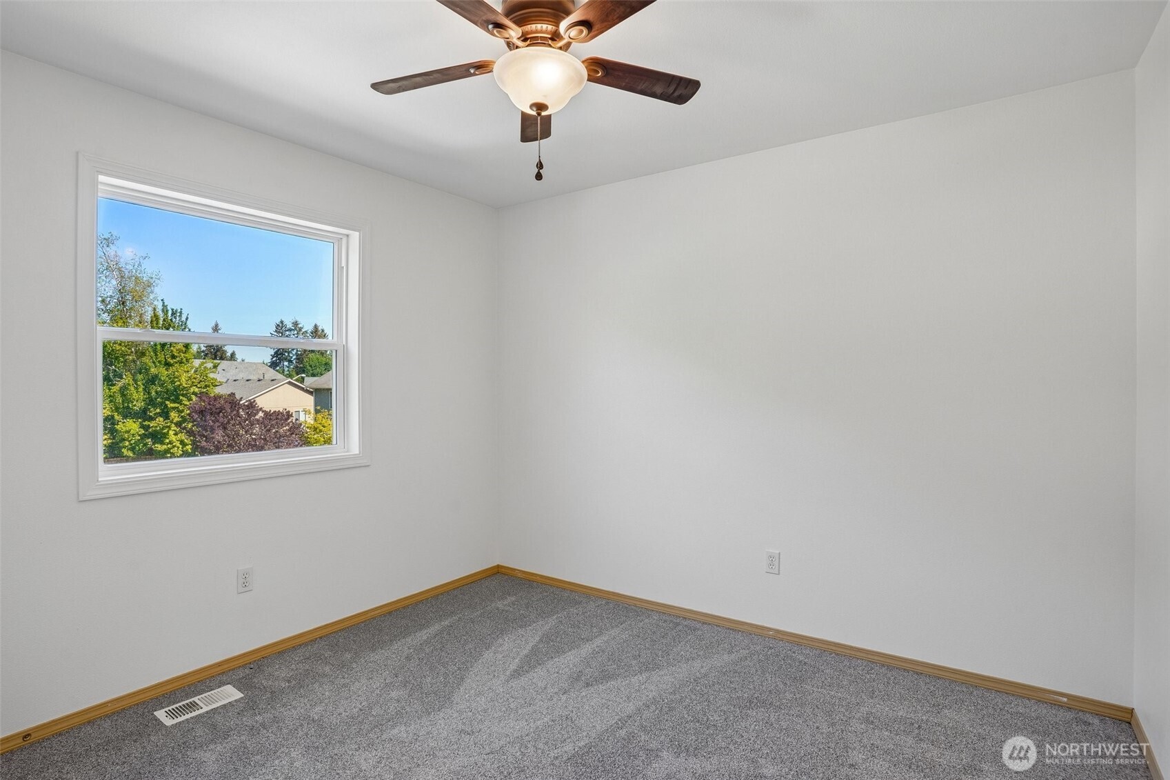 16202 87th Avenue E, Puyallup, WA 98375
