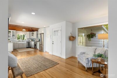 5930 Rose Loop NE, Bainbridge Island, WA 98110 - Photo 15