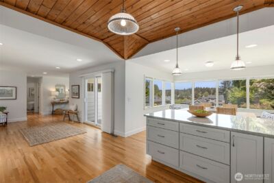 5930 Rose Loop NE, Bainbridge Island, WA 98110 - Photo 7